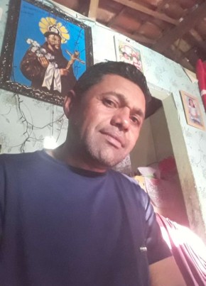 Valdir из Sousa 43 года