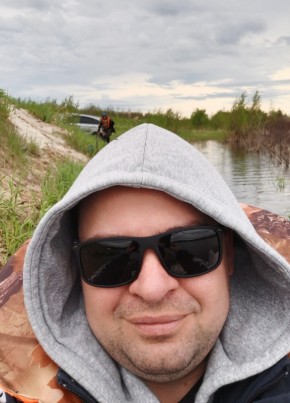 Юрий, 40, Россия, Сургут