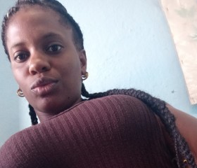 Yara, 26, Havana