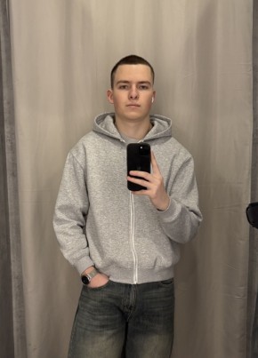 Михаил из Тулы 18 лет