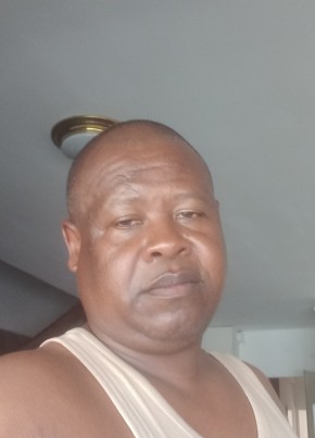 Antonio Silva из Porto 48 лет