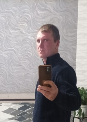 Роман из Чугуевки 39 лет