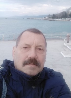 Антон, 59, Россия, Симферополь