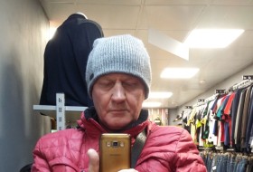 Vladimir, 60 - Just Me