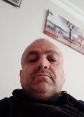 Ramazan Akcan, 56, Türkiye Cumhuriyeti, İzmir
