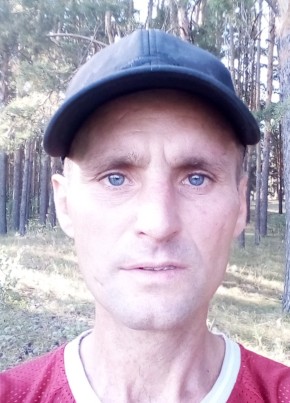 Максим из Астаны 40 лет