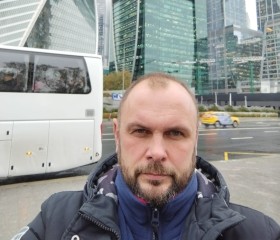 Oleg Andreev, 52, Saint Petersburg