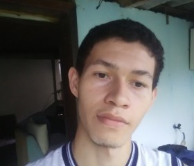 Adriel, 18, Blumenau