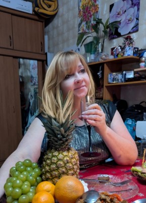 Irina, 53, Russia, Saint Petersburg