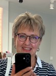 Marina, 64, Moscow