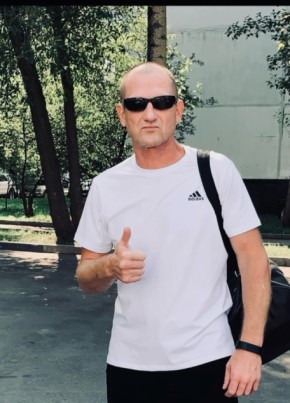 Сергей из Москвы 53 года