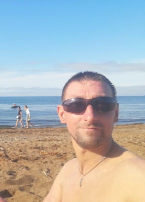 Oleg из Южно-Сахалинска 33 года