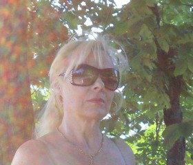 Veronika, 62, Saint Petersburg