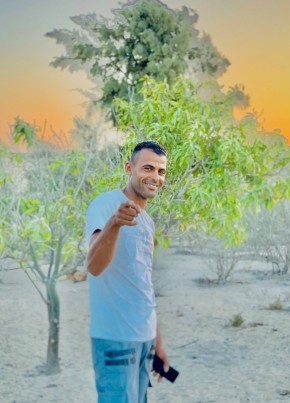 ام د из الجيزة 19 лет