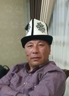 Куштарбек, 45, Кыргыз Республикасы, Бишкек