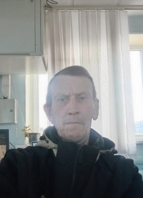 Юрий Паньшин из Сургута 18 лет
