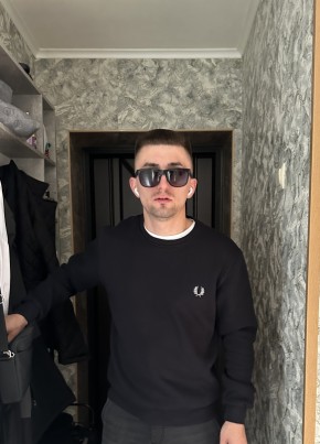 Aleksey из Оби 28 лет