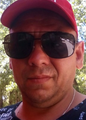 Илья, 41, Россия, Зверево