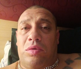 Mikoki, 24, Budapest XVIII. keruelet