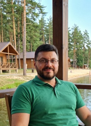Кирилл из Омска 45 лет