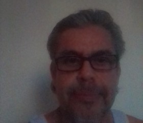 Arturo, 50, Mazatlan