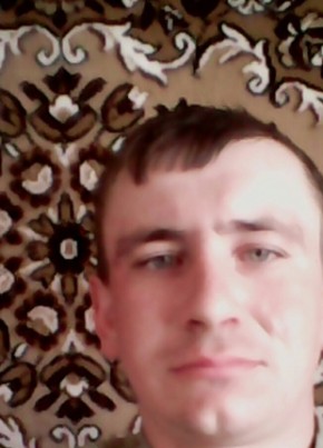 Анатолий, 33, Россия, Верхний Мамон