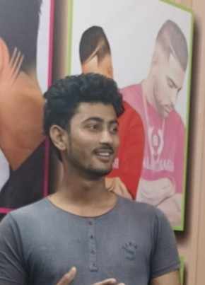 Emran Malik, 18, India, Delhi