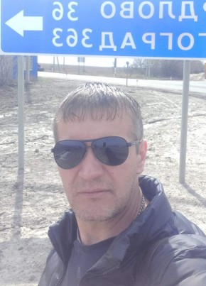 Олег, 39, Россия, Саратов