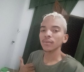 Jardson, 19, Ribeira do Pombal