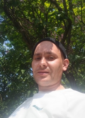 Евгений из Чернянки 33 года