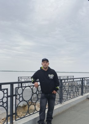 Антон из Киров (Калужской обл.) 28 лет