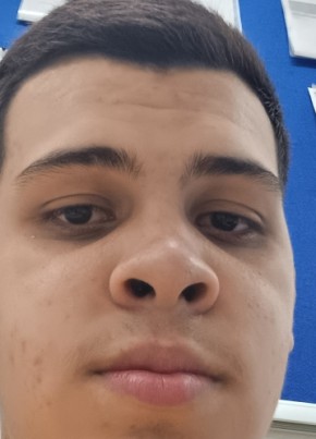 Nicolas Pereira из Taboão da Serra 20 лет