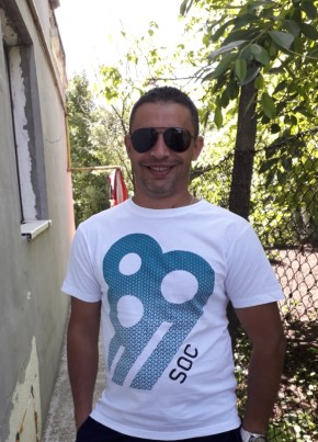 Dutdutiu из Bistrița 31 год
