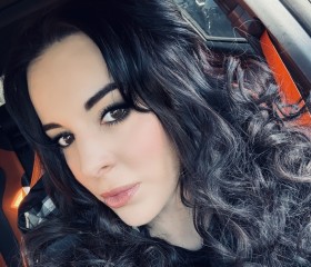 Kseniya, 35, Saint Petersburg