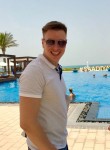 Anton, 42, Moscow