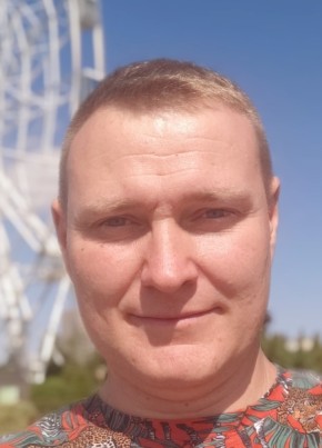 Василий, 35, Россия, Волжский (Волгоградская обл.)