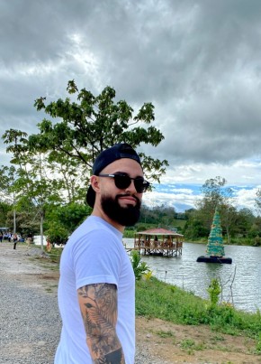 Pablo, 25, República de Panamá, David