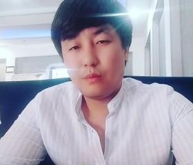 Zhasurbek, 35, Istanbul