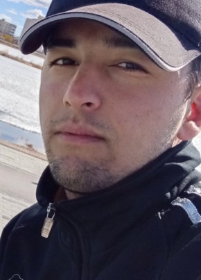 Хукмиддин Саидов из Якутска 19 лет