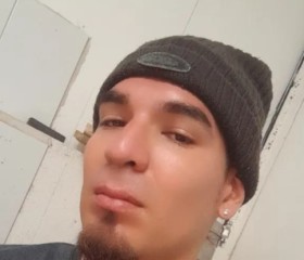Mikee Rubí, 30, Turrialba