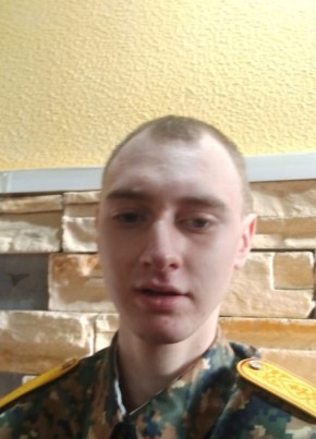 Ильдар из Павлодара 22 года