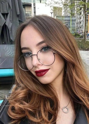 Vika, 21, Россия, Самара