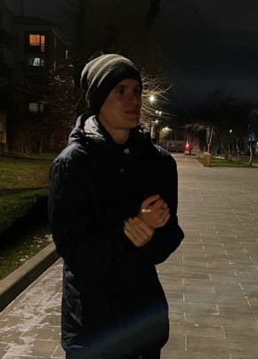 Макс, 20, Россия, Ачинск