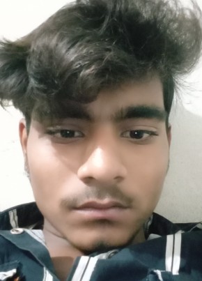 Harshit pandit, 18, India, Delhi