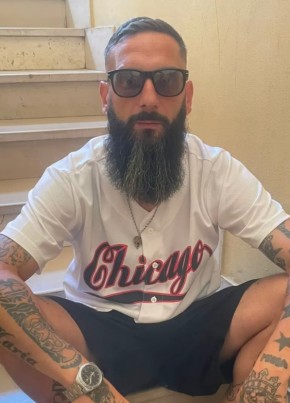 Massimo из Taranto 42 года