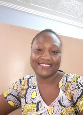Anita, 41, Burkina Faso, Ouagadougou