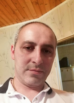 Роберт, 38, Россия, Ульяновск