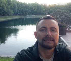 Artem, 32, Moscow
