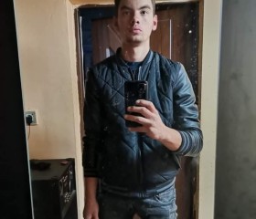 Daniel, 22 года, București