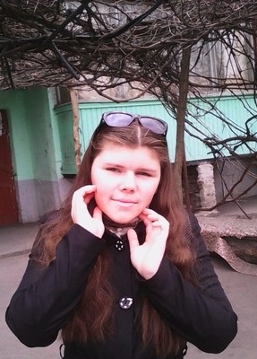 Полина, 32, Россия, Новошахтинск